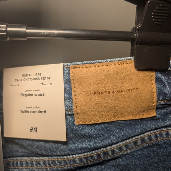 Bundle Of 2 H&M Jean Shorts Size 14 - Picture 9 of 11